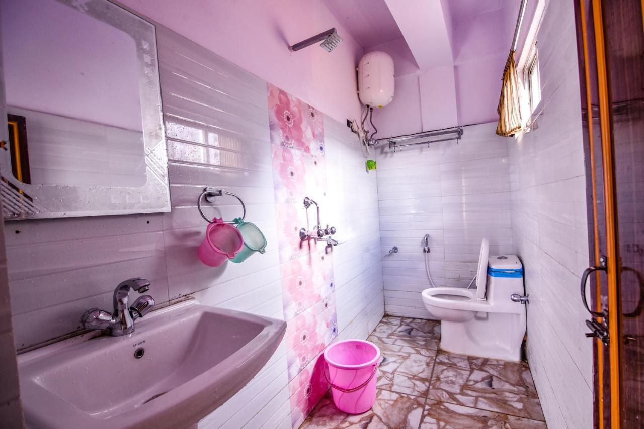 Hotel Aashiyana カリンポン エクステリア 写真