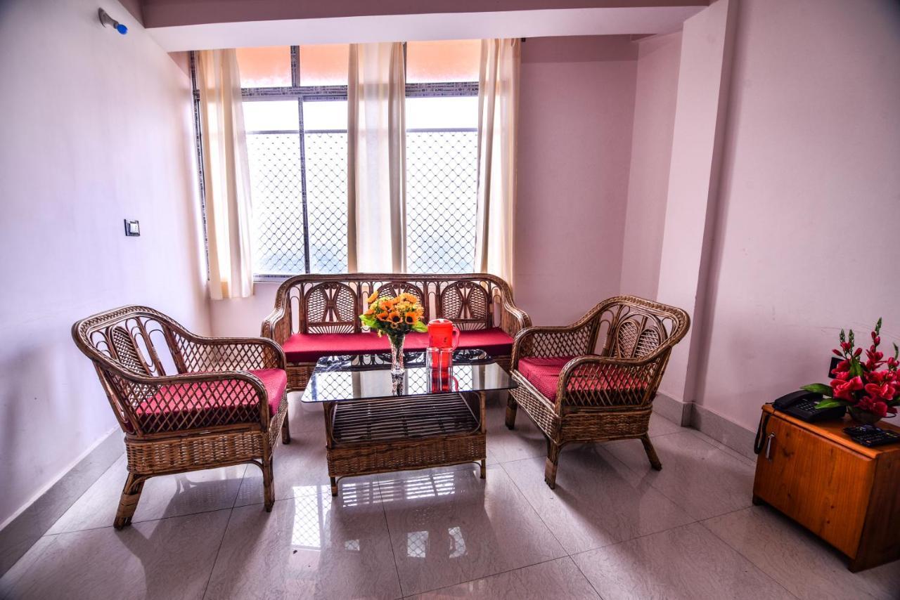Hotel Aashiyana カリンポン エクステリア 写真